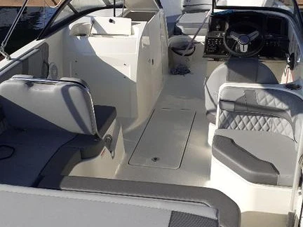 Location bateau Club Náutico can Pastilla pas cher VR6 OB