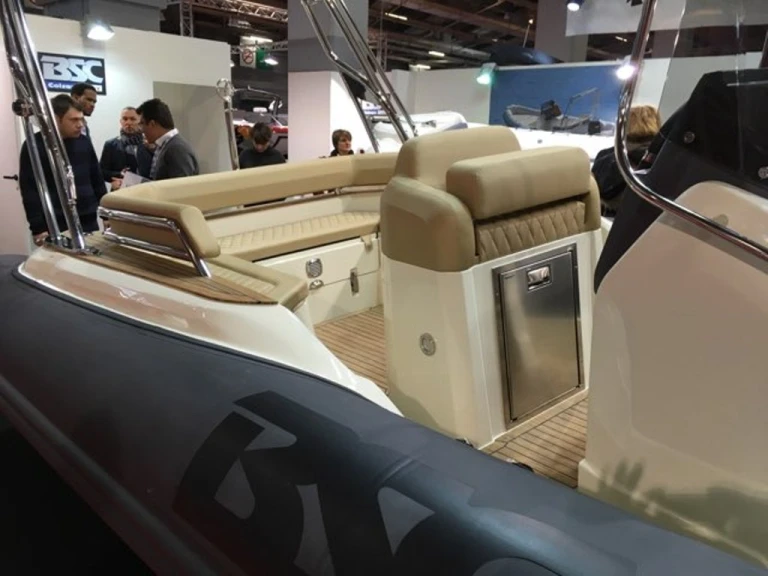 Location bateau Bsc 70 Sport à Hyères sur Samboat
