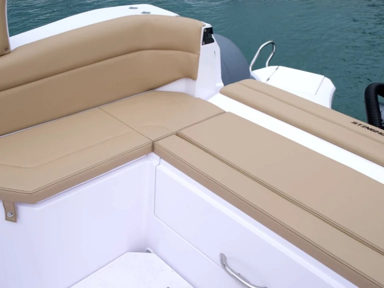 Italboats STHINGER 28 GT a louer à Hyères