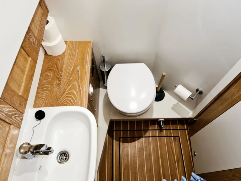Location bateau Hyères pas cher MENORQUIN 34 HT 34