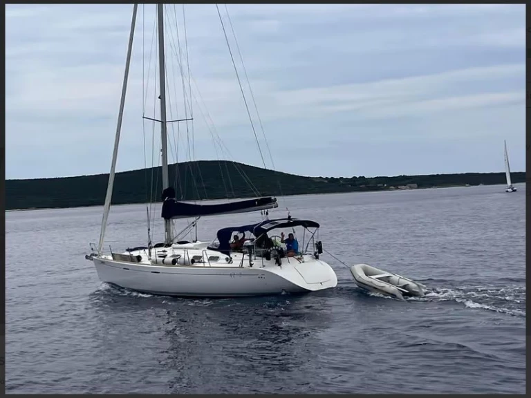 Location bateau Le Marin pas cher First 42 S7