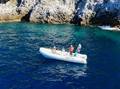 RIB hire in Praiano - Selva Open Line D 5.7