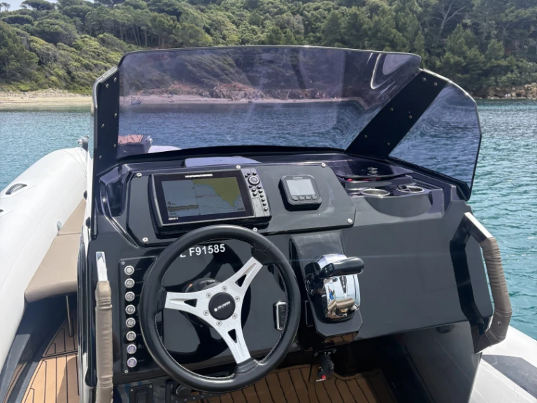 Location bateau Brig Eagle 8 à Cavalaire-sur-Mer sur Samboat