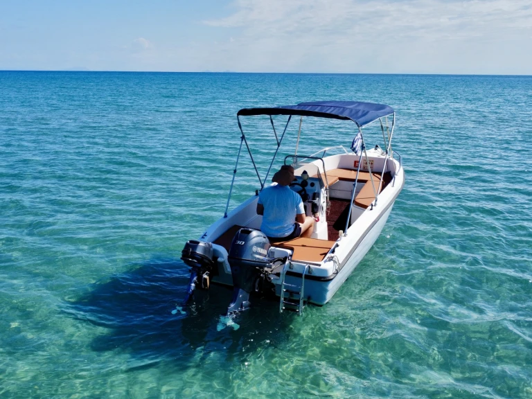 Louer Bateau à moteur avec ou sans skipper marinco à Zakynthos