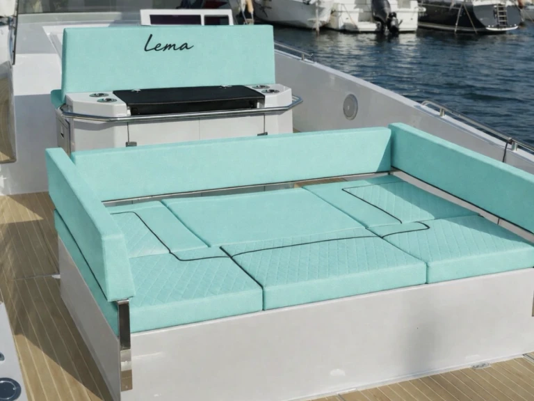 Bateau à moteur à louer à Ibiza (Ville) au meilleur prix