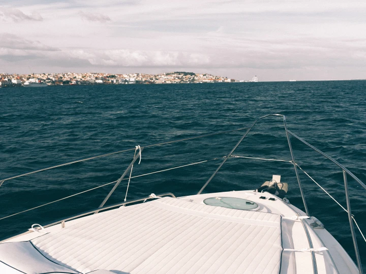 Fairline Phantom 40 a louer à Lisbonne