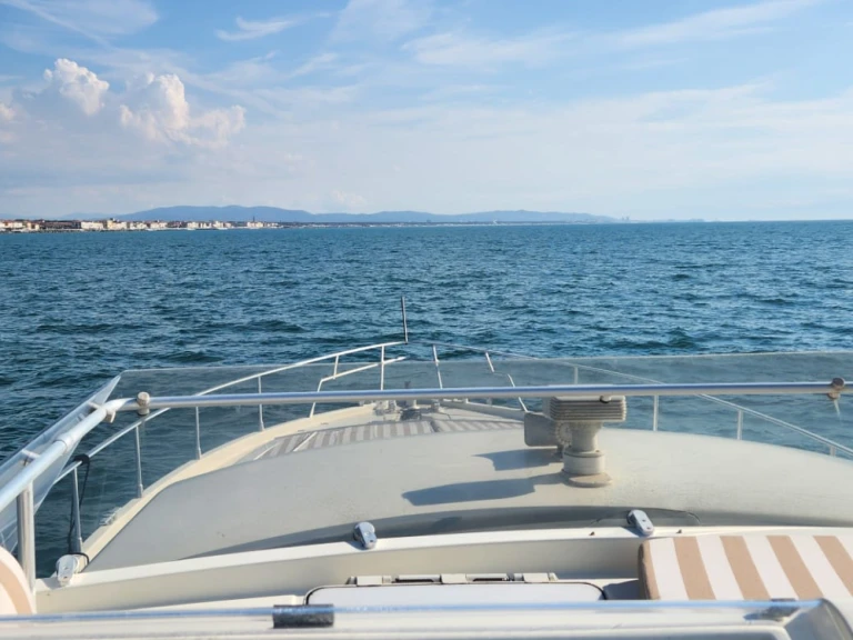 Location bateau Ferretti Ferretti 60 à Pisa sur Samboat