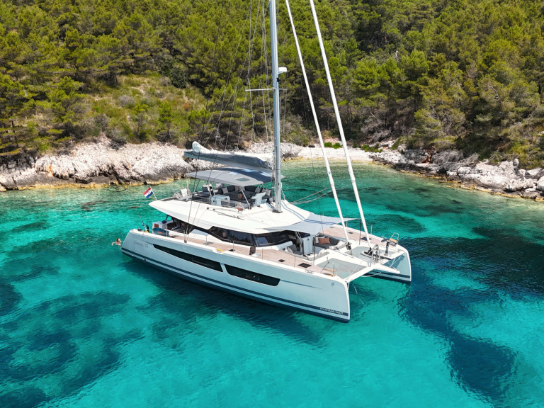 Fountaine Pajot Samana 59 a louer à Trogir
