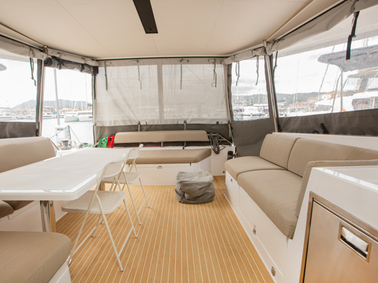 Location bateau Lefkáda pas cher Nautitech 44