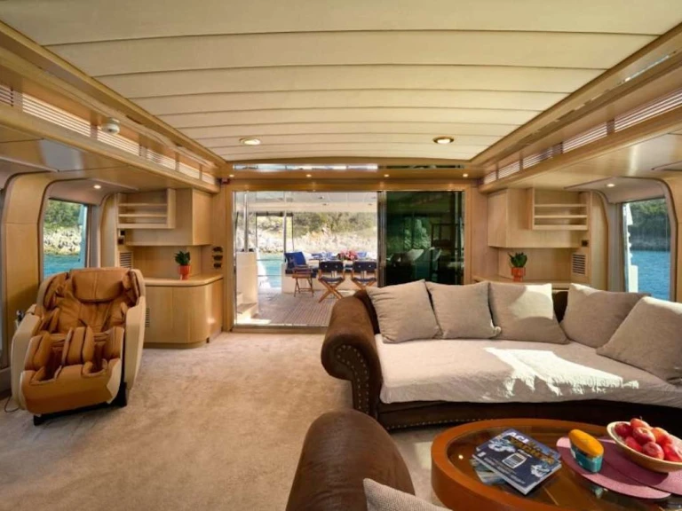 Location Yacht Posillipo avec permis
