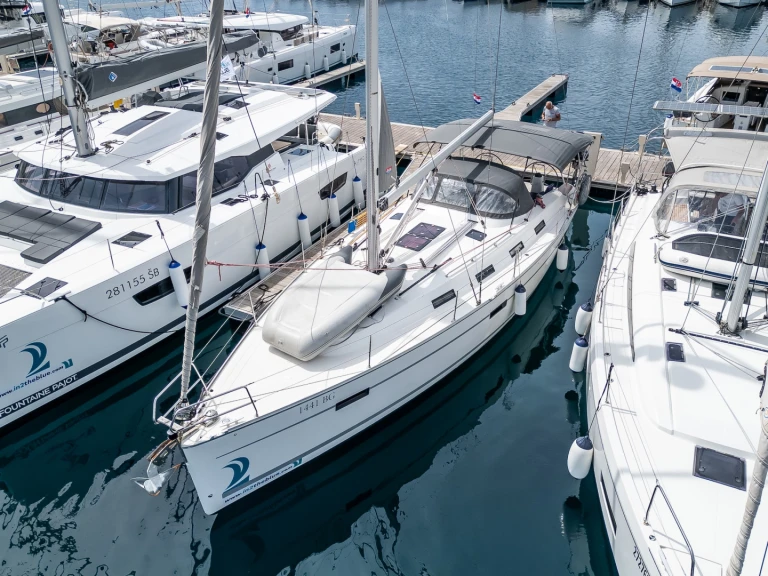 Location à Primošten - Bavaria Cruiser 40 sur SamBoat