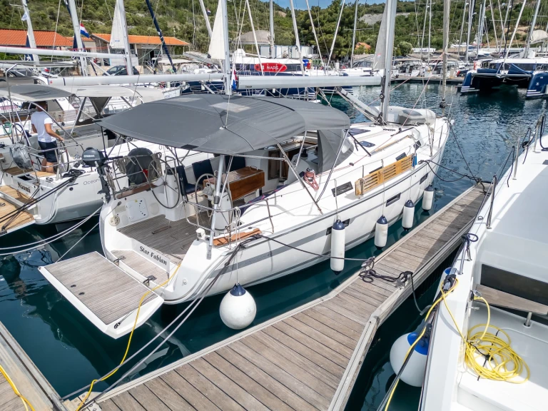 Location à Primošten - Bavaria Cruiser 40 sur SamBoat