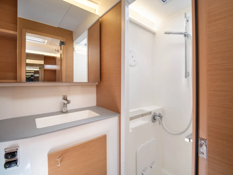 Location bateau Papeete pas cher Excess 14 (Owners version)