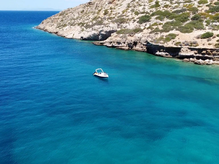 Location Bateau à moteur Marine avec permis