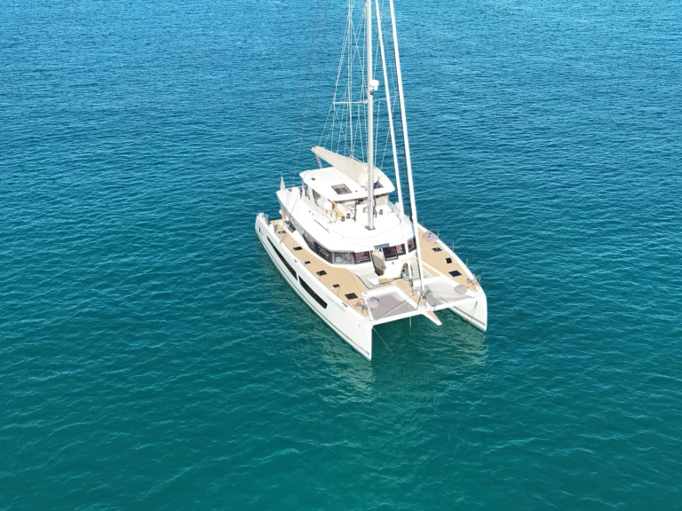 Catamaran à louer à La Spezia au meilleur prix