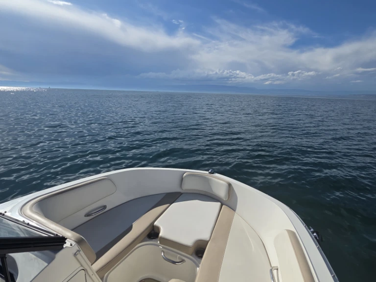 Location à Lugrin - Bayliner VR5 sur SamBoat