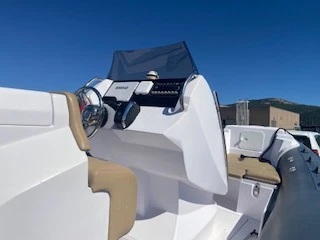 Stingher 22GT a louer à Porto-Vecchio