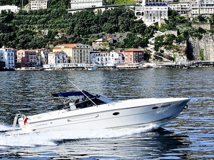 Louer Yacht avec ou sans skipper Itama à Ischia