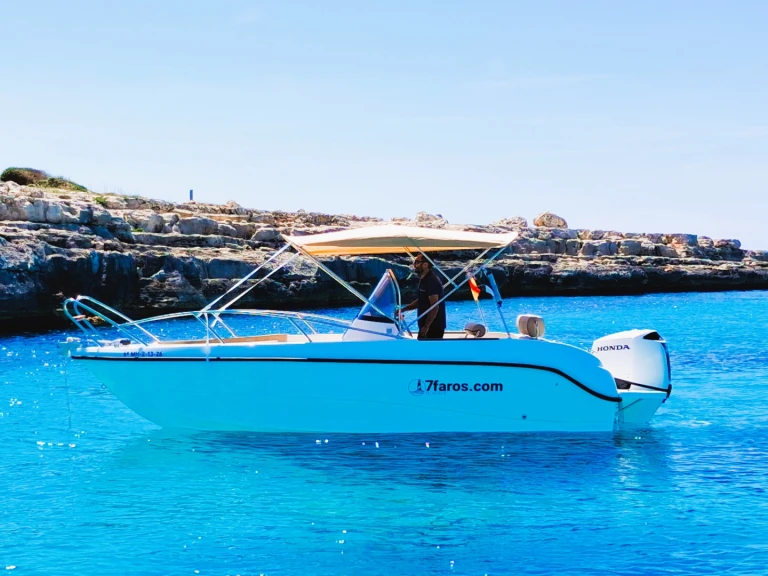 Location à Ciutadella de Menorca - Polyester Yacht Open 605 sur SamBoat