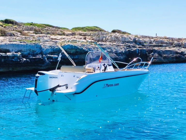 Louez un Polyester Yacht Open 605 à Ciutadella de Menorca
