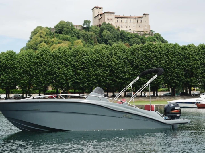 Location Bateau à moteur Clear avec permis