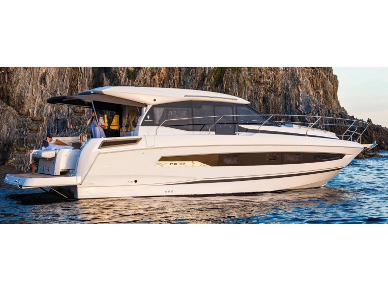 Location Bateau à moteur Jeanneau avec permis