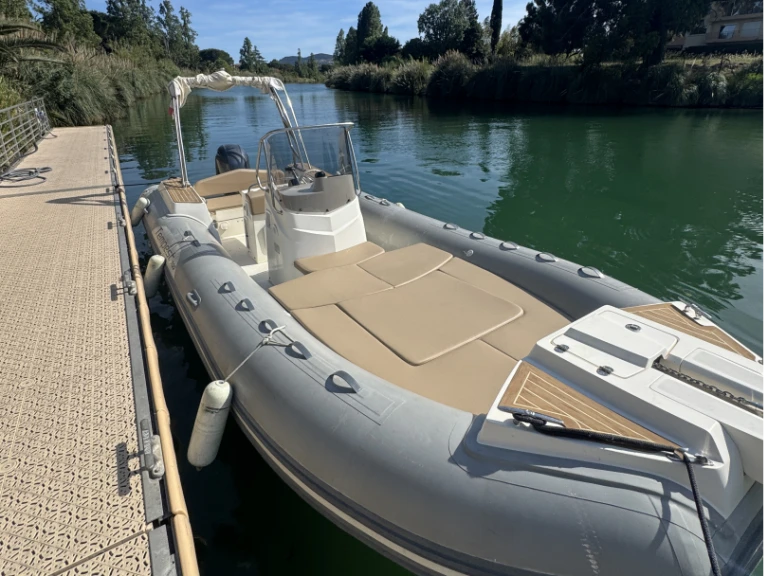 Location Semi-rigide Capelli avec permis