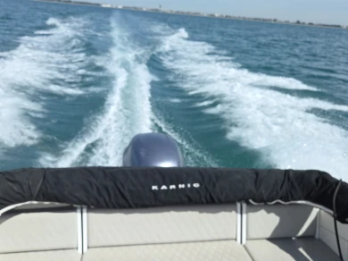 Motorboat to hire Port-Camargue at the best price