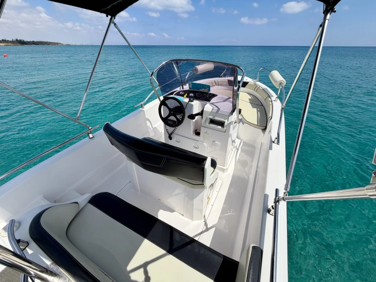 Location à Protaras - Ranieri Voyager 19 S sur SamBoat