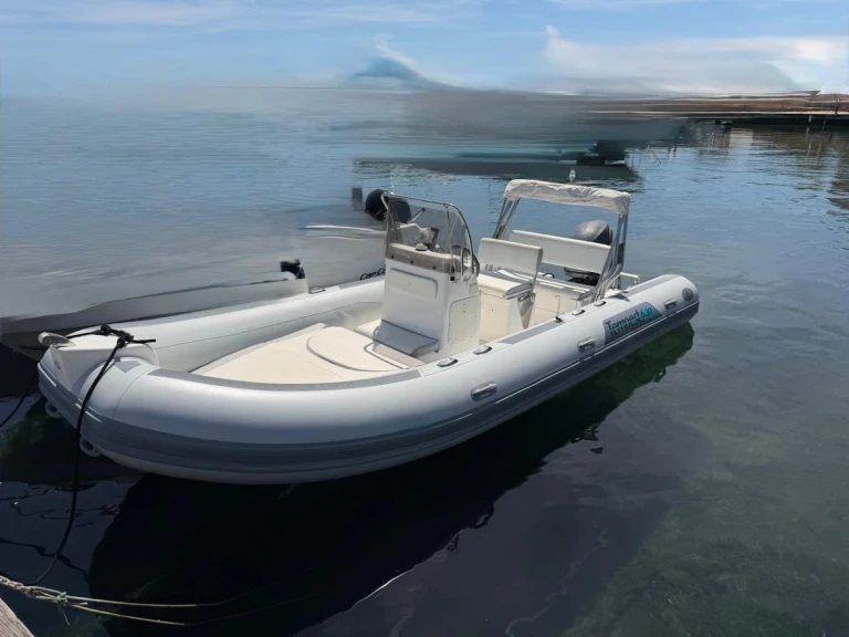Location bateau Port du Lavandou pas cher Tempest 630