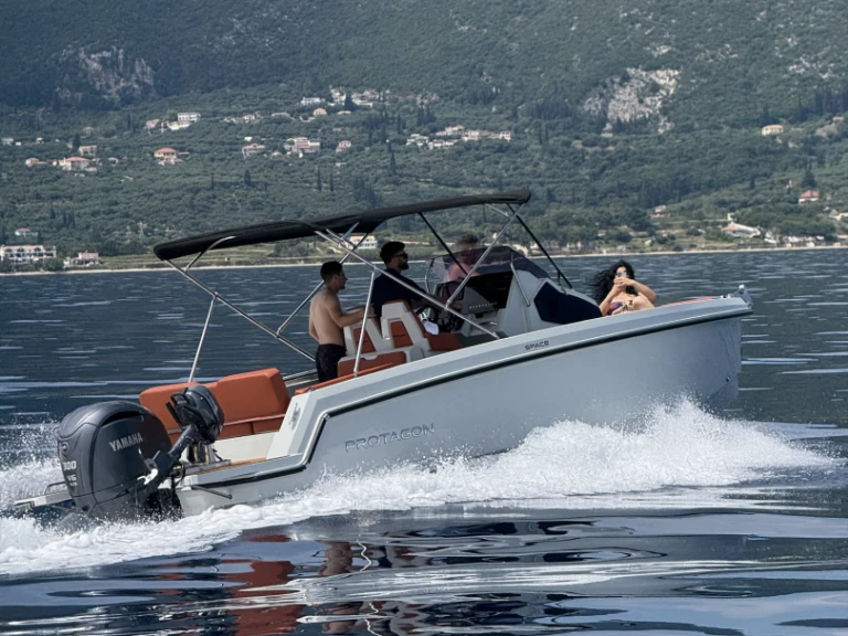Location bateau Protagon Space 25 à Zakynthos sur Samboat