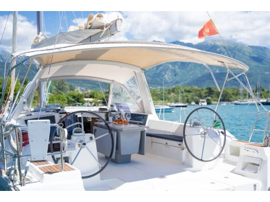 Bootverhuur Bénéteau Oceanis 45 in Mrčevac via SamBoat