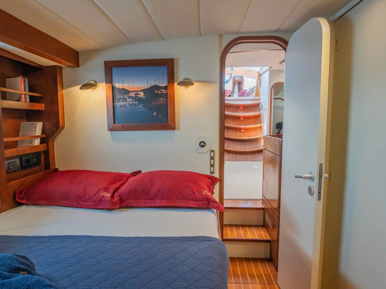 Louez un Cnb CNB 76 à Castellammare di Stabia