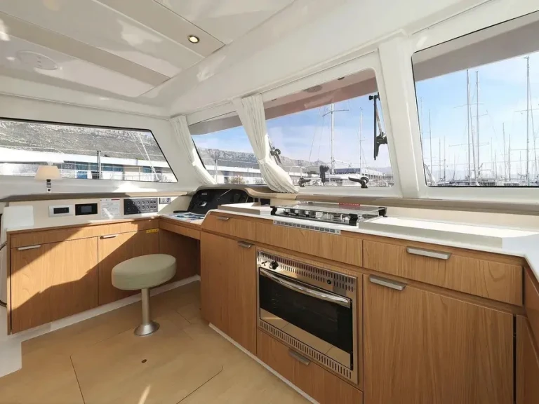 Location bateau Bali Bali Catspace Voile à Saint George sur Samboat