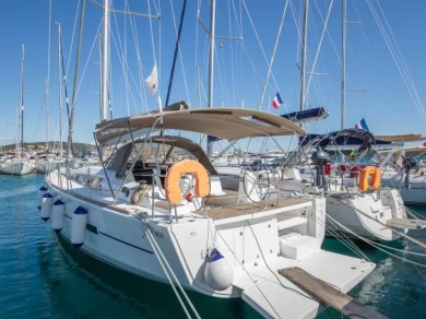 Noleggio Barca a vela a Kotor – Dufour Dufour 460 Grand Large
