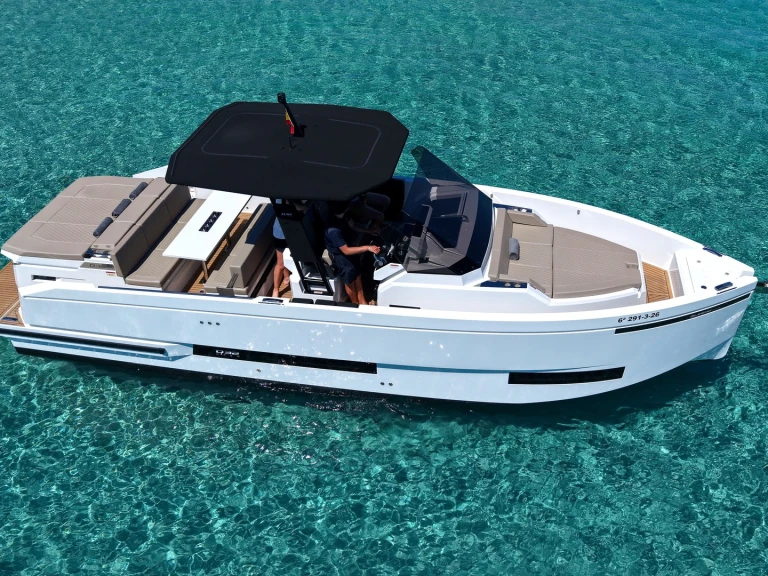 Location bateau De Antonio D32 à Marina Botafoch sur Samboat