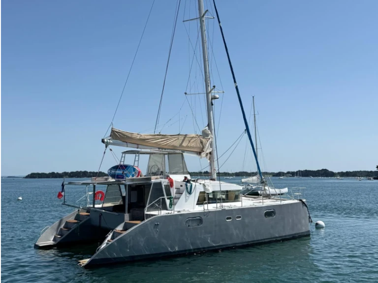 Location bateau Le Marin pas cher 450