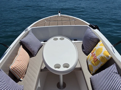Location Bateau à moteur Valory avec permis