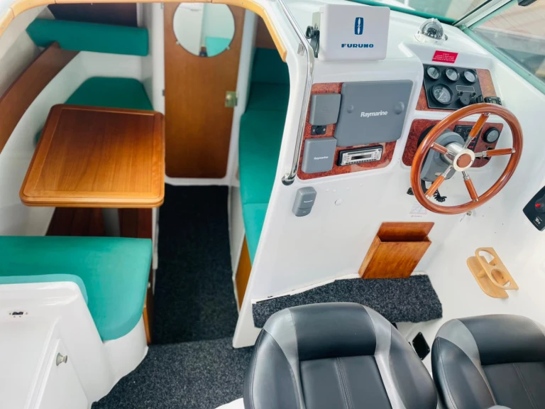 Location bateau Gives pas cher Merry Fisher 695