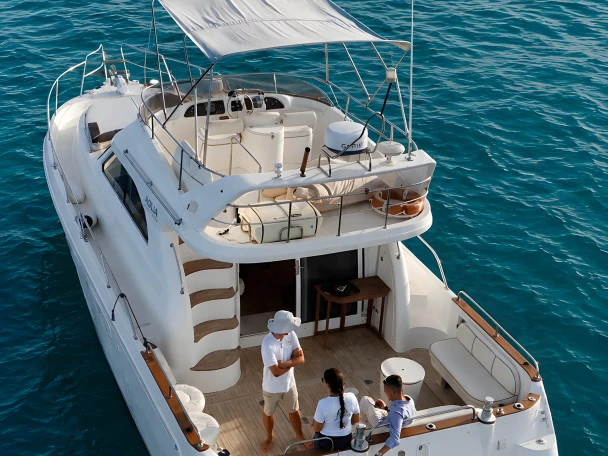 Bateau à moteur à louer à Marbella au meilleur prix