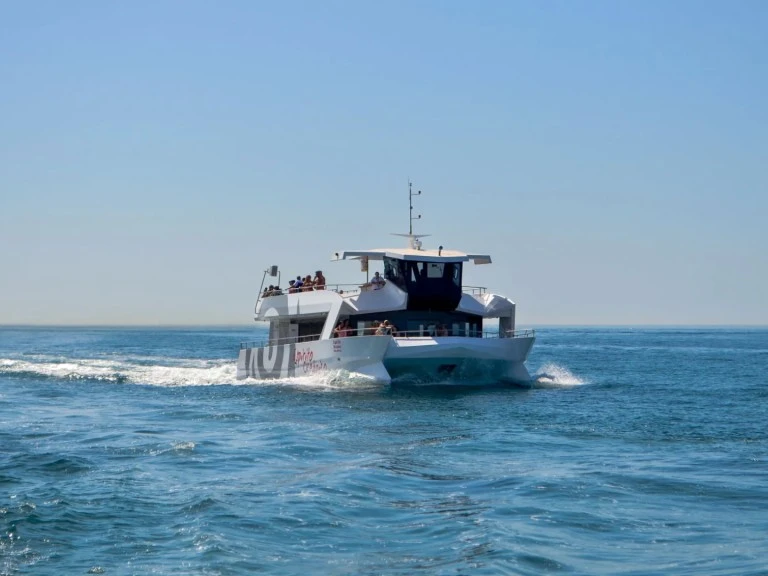 Location à Portimão - Catamaran Custom sur SamBoat