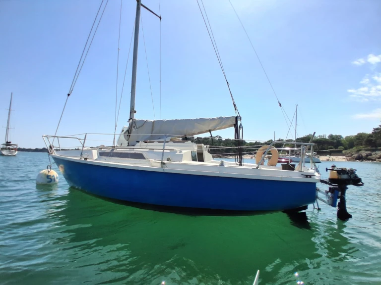 Location bateau Port la Forêt pas cher Edel 660