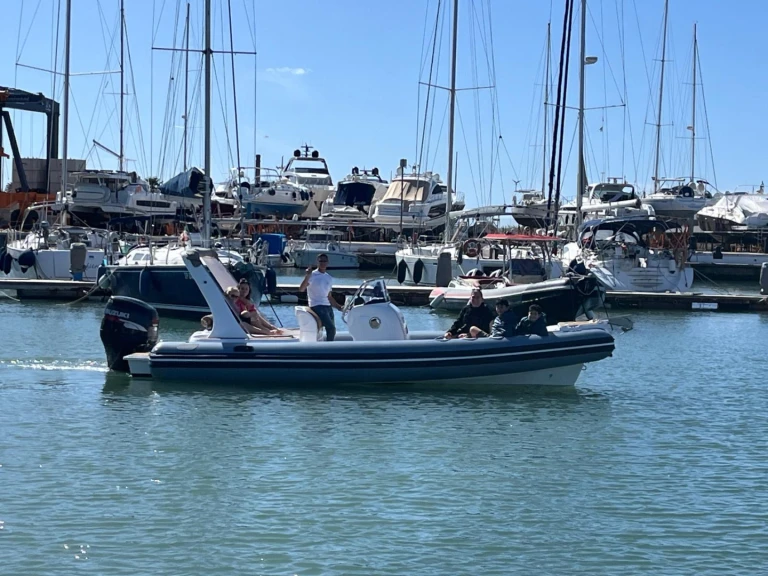 Location bateau Colbac Shark 720  à Marsala sur Samboat