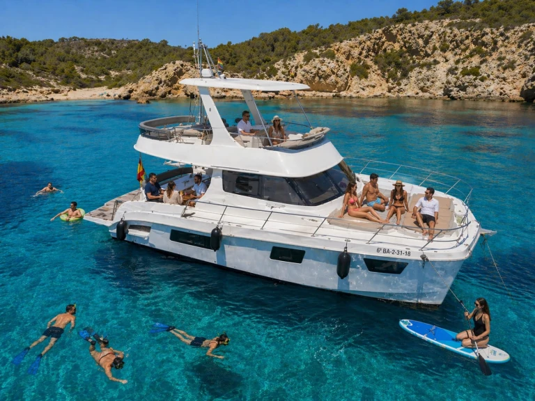 Location à Torrevieja - Flash Catamarans Flash Cat 43 Special Edition sur SamBoat
