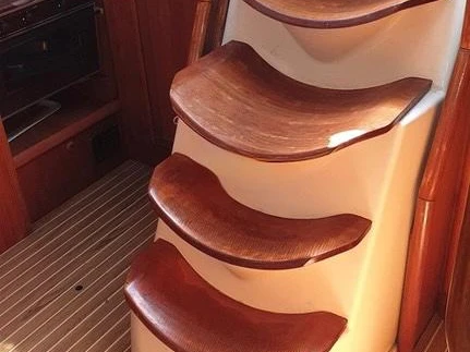 Louez un Jeanneau Sun Odyssey 43 à Níkiti
