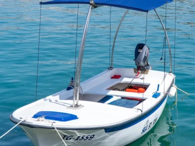 Motorboat for rent Trogir at the best price