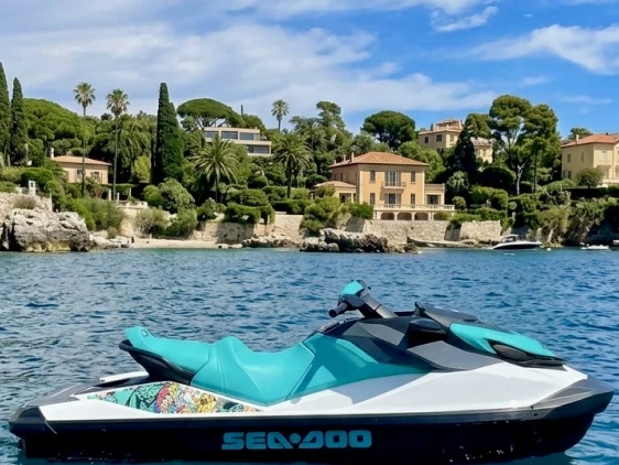 Louer Jet ski avec ou sans skipper Sea-Doo à Antibes