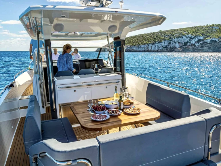 Location à Nice - Nimbus T11 sur SamBoat