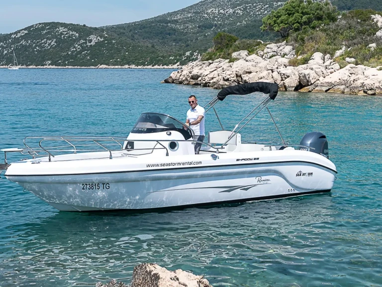 Louer Bateau à moteur avec ou sans skipper  à Trogir