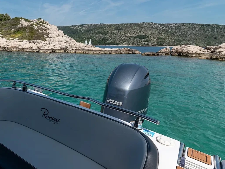 Location Bateau à moteur  avec permis